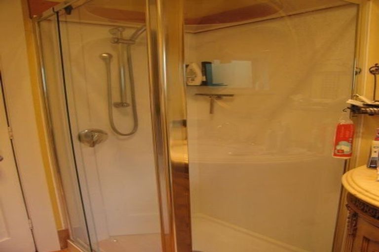 Photo of property in 231 Springfield Road, St Albans, Christchurch, 8014