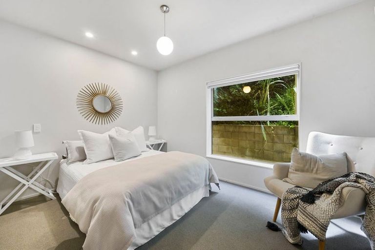 Photo of property in 7/2 Onslow Road, Khandallah, Wellington, 6035