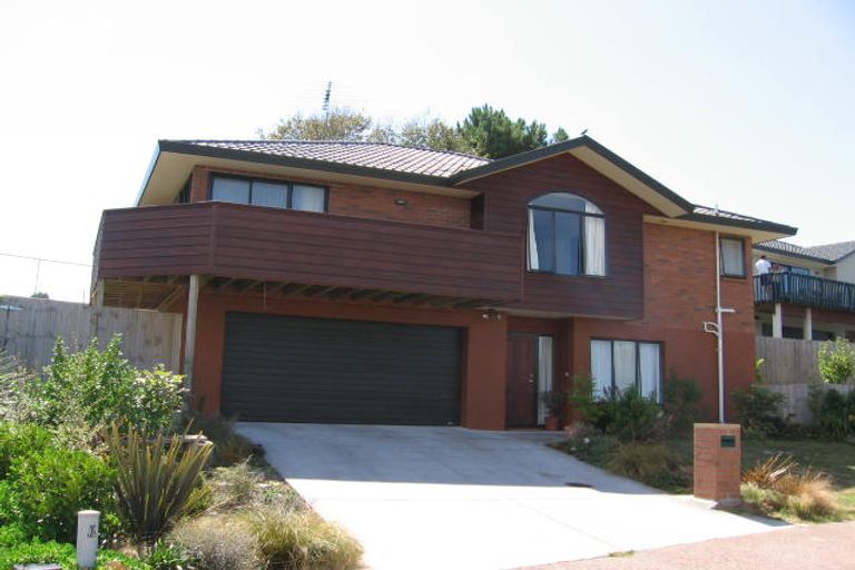 Photo of property in 36 Coventry Way, Long Bay, Auckland, 0630