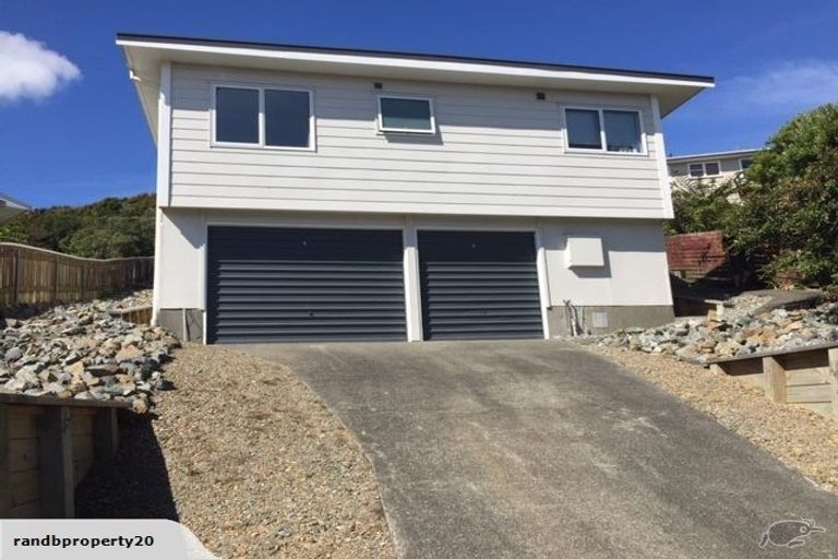 Photo of property in 25b Wattle Grove, Maungaraki, Lower Hutt, 5010