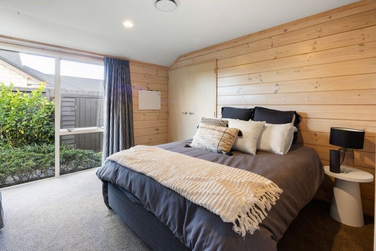 Photo of property in 15 The Esplanade, Huntington, Hamilton, 3210