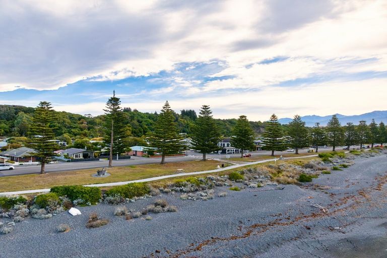 Photo of property in 1 Brighton Street, Kaikoura, 7300