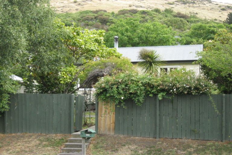 Photo of property in 53 Port Hills Road, Heathcote Valley, Christchurch, 8022