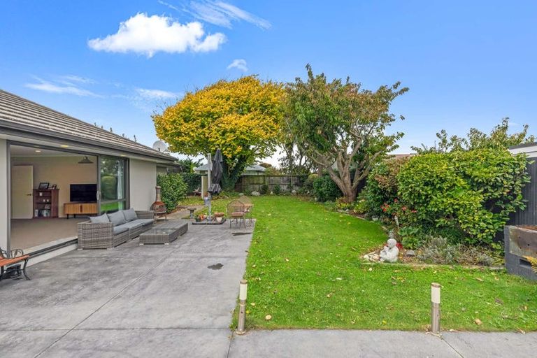 Photo of property in 92a Palmers Road, New Brighton, Christchurch, 8083