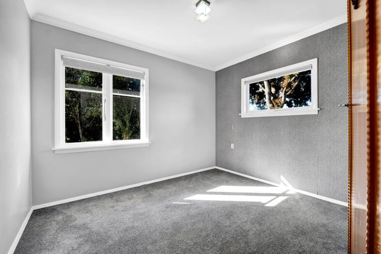 Photo of property in 402 South Road, Hawera, 4674