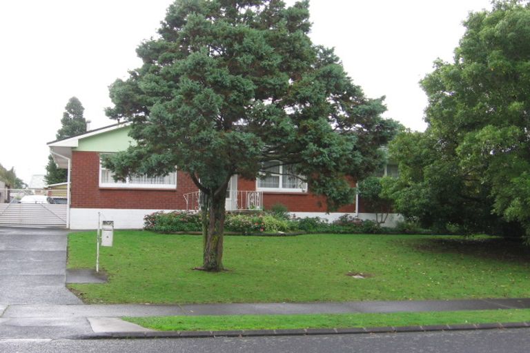 Photo of property in 4 Leith Court, Papatoetoe, Auckland, 2104