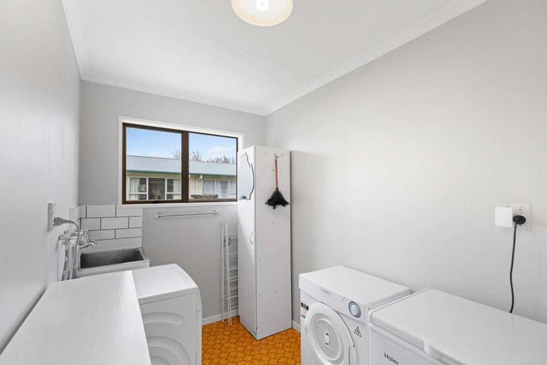 Photo of property in 26 Humphries Place, Awapuni, Palmerston North, 4412