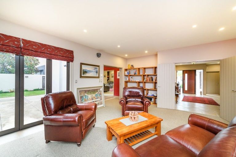 Photo of property in 44 Ihaka Street, Hokowhitu, Palmerston North, 4410