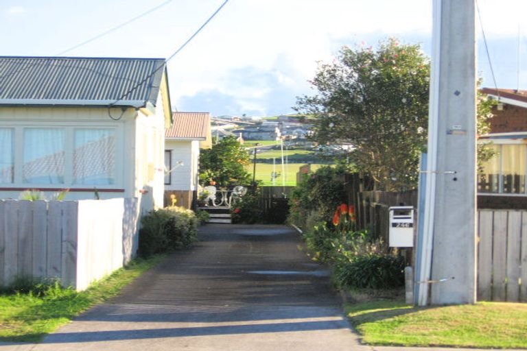 Photo of property in 246 Centreway Road, Orewa, 0931