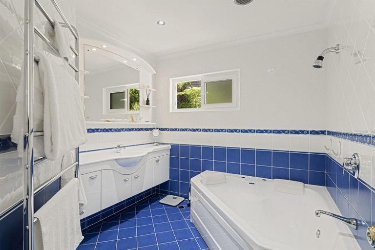 Photo of property in 110 Stredwick Drive, Torbay, Auckland, 0630