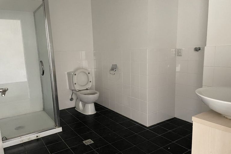 Photo of property in 2/222 Albany Highway, Schnapper Rock, Auckland, 0632