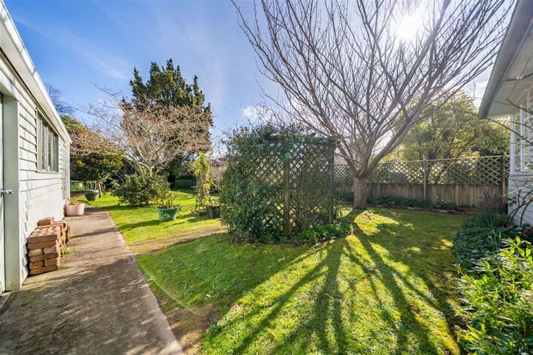 Photo of property in 10 Robertson Street, Elderslea, Upper Hutt, 5018