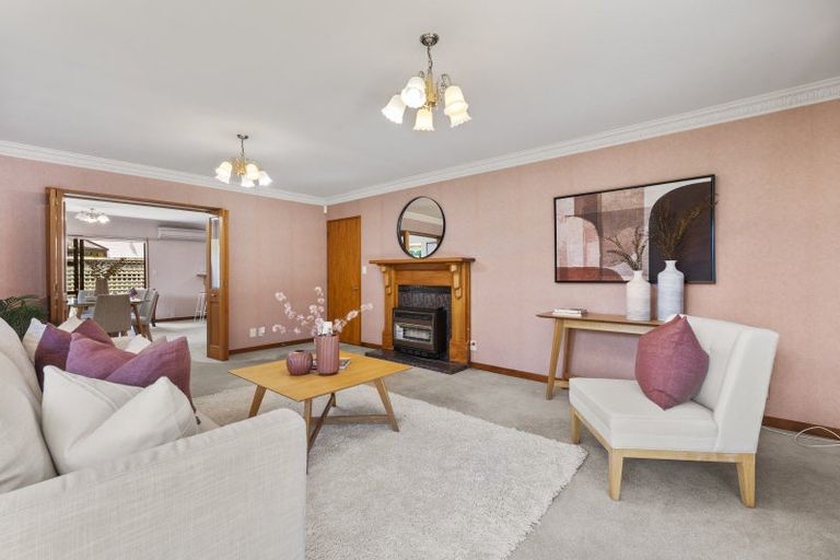 Photo of property in 3 Dresdan Court, Hokowhitu, Palmerston North, 4410