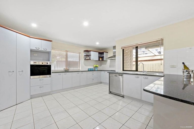 Photo of property in 29a Newington Road, Henderson, Auckland, 0612