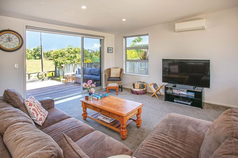 Photo of property in 147 Golden Shore Place, Coromandel, 3506