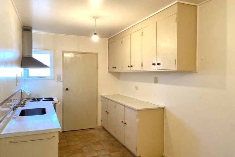 Photo of property in 2/95a Freyberg Street, Lyall Bay, Wellington, 6022