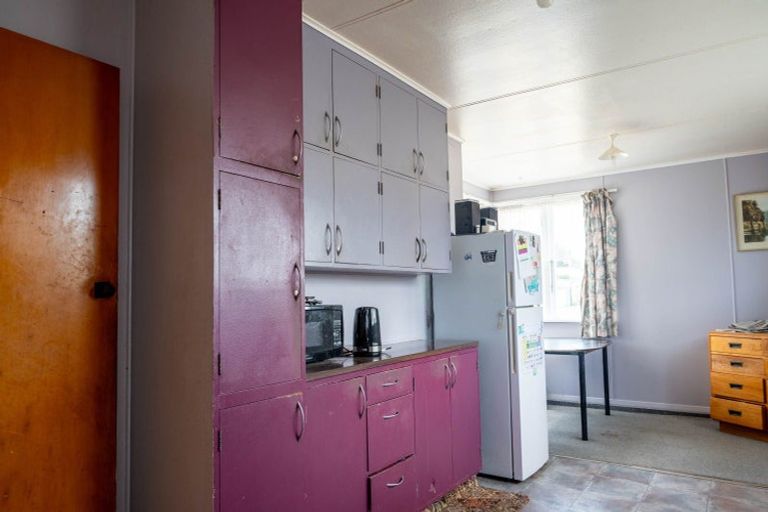 Photo of property in 65 Cornfoot Street, Castlecliff, Whanganui, 4501