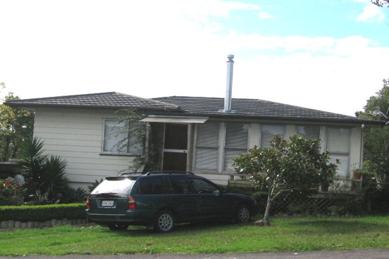 Photo of property in 5 Solea Road, Sunnyvale, Auckland, 0612