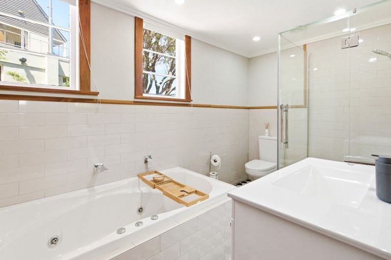 Photo of property in 17 Benares Street, Khandallah, Wellington, 6035