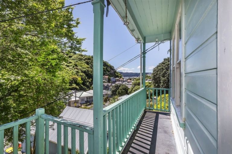 Photo of property in 209 Aro Street, Aro Valley, Wellington, 6021