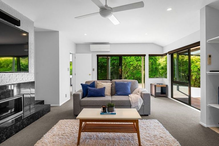 Photo of property in 14 Wade Place, Welcome Bay, Tauranga, 3175