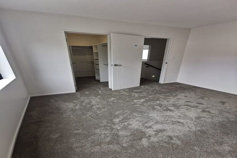 Photo of property in 11a Regency Place, Sunnynook, Auckland, 0632