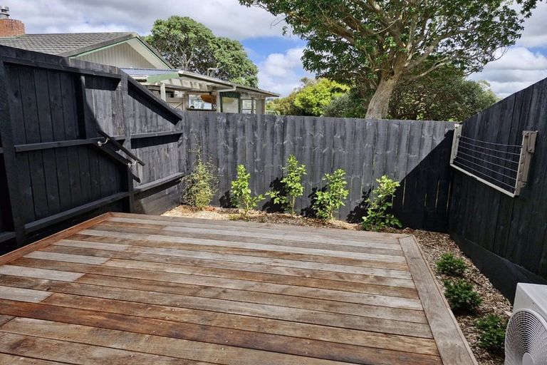 Photo of property in 6/109 Taikata Road, Te Atatu Peninsula, Auckland, 0610