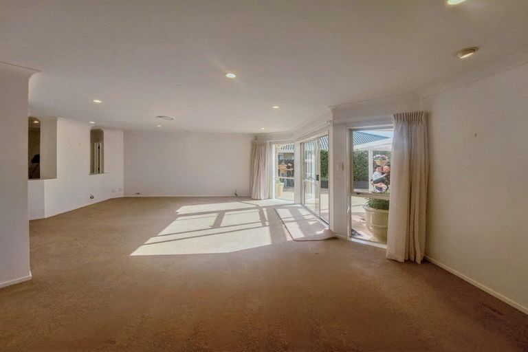 Photo of property in 15 Keppoch Court, Dannemora, Auckland, 2016