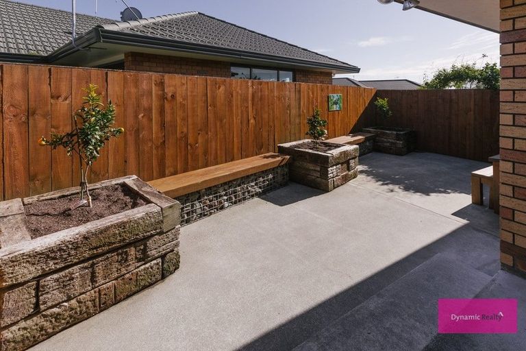 Photo of property in 10 Woodgate Court, Fitzherbert, Palmerston North, 4410