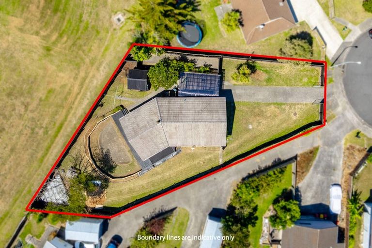 Photo of property in 15 Advocate Place, Randwick Park, Auckland, 2105