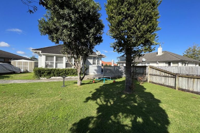 Photo of property in 3 Waitaua Street, Papakura, 2110