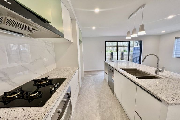 Photo of property in 33d Arawa Street, New Lynn, Auckland, 0600