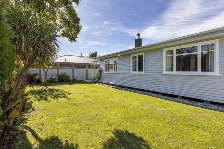 Photo of property in 24 Lucas Street, Riversdale, Blenheim, 7201