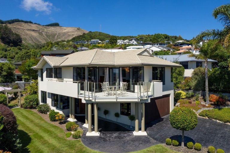 Photo of property in 1 Windleborn Place, Richmond, 7020