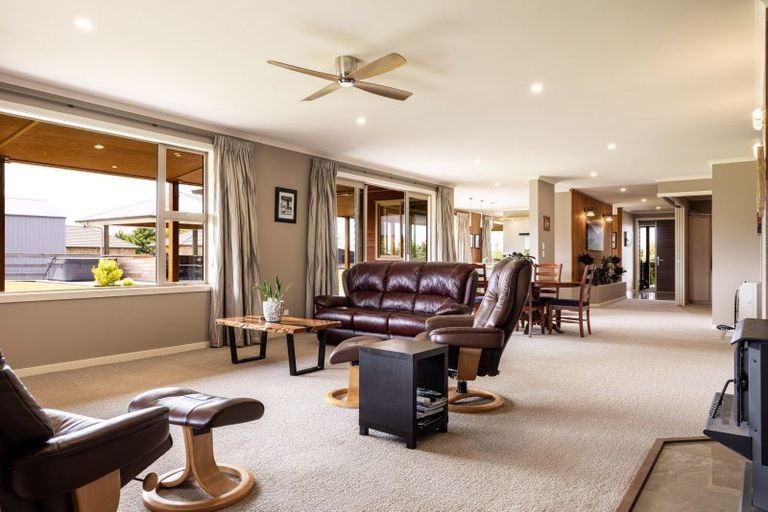 Photo of property in 15 The Drive, Twizel, 7999