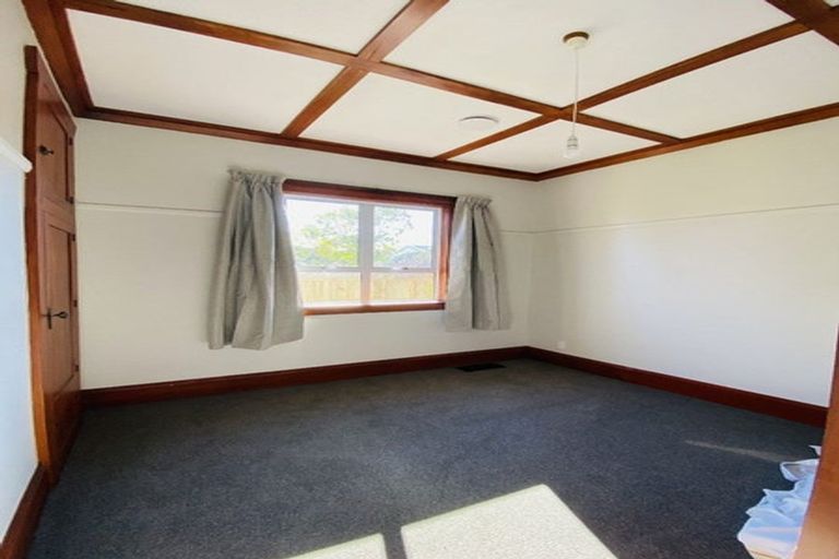 Photo of property in 10 Cambridge Terrace, Masterton, 5810