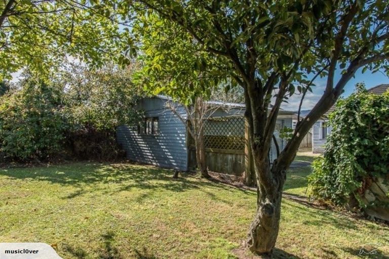 Photo of property in 11 Maire Street, Otaki, 5512
