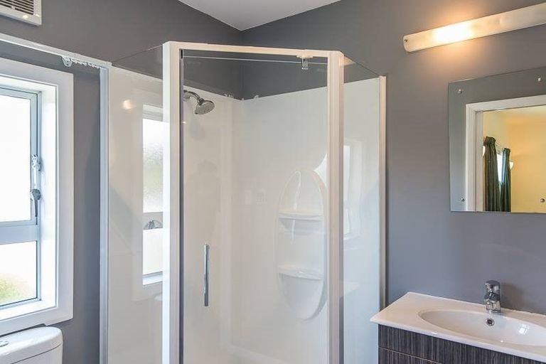 Photo of property in 4a Huia Road, Raumati Beach, Paraparaumu, 5032