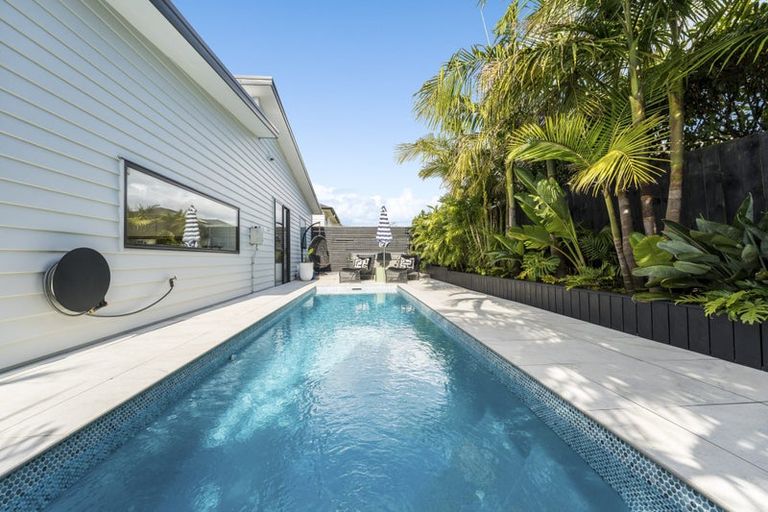Photo of property in 141 Matua Road, Huapai, Kumeu, 0810