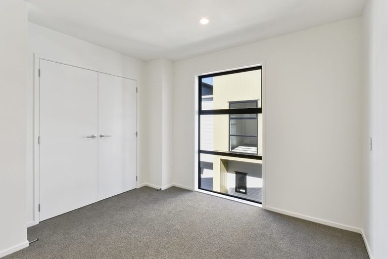 Photo of property in 4/47a Huntington Drive, Huntington Park, Auckland, 2013