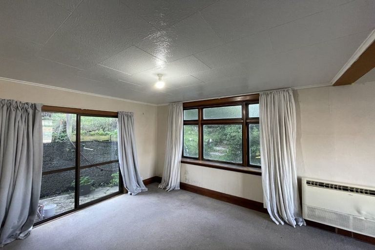 Photo of property in 151 Ravensbourne Road, Ravensbourne, Dunedin, 9022