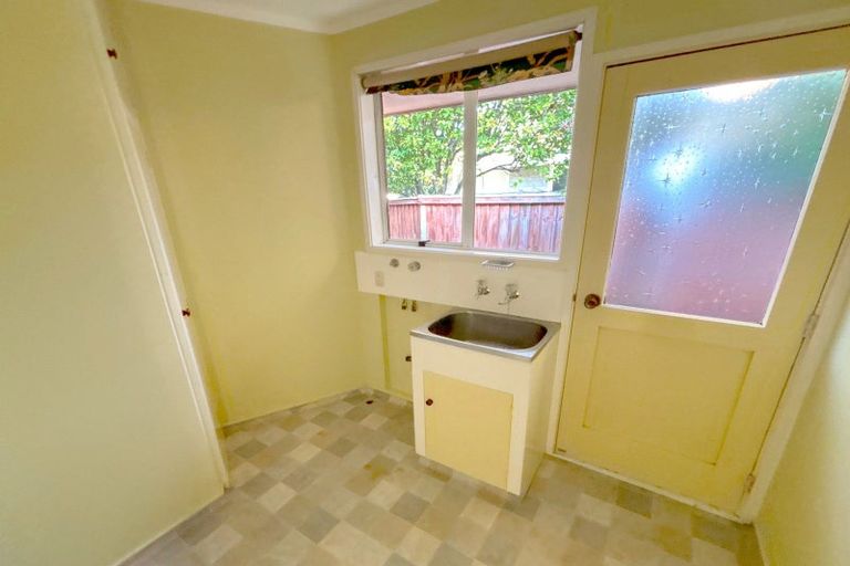 Photo of property in 77 Garreg Road, Bryndwr, Christchurch, 8052