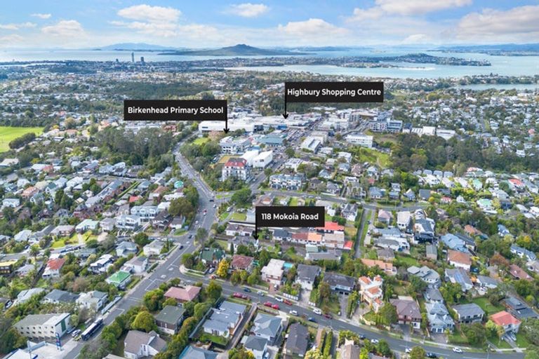 Photo of property in 118 Mokoia Road, Chatswood, Auckland, 0626