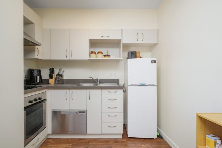 Photo of property in 15/30 Mathesons Road, Phillipstown, Christchurch, 8011