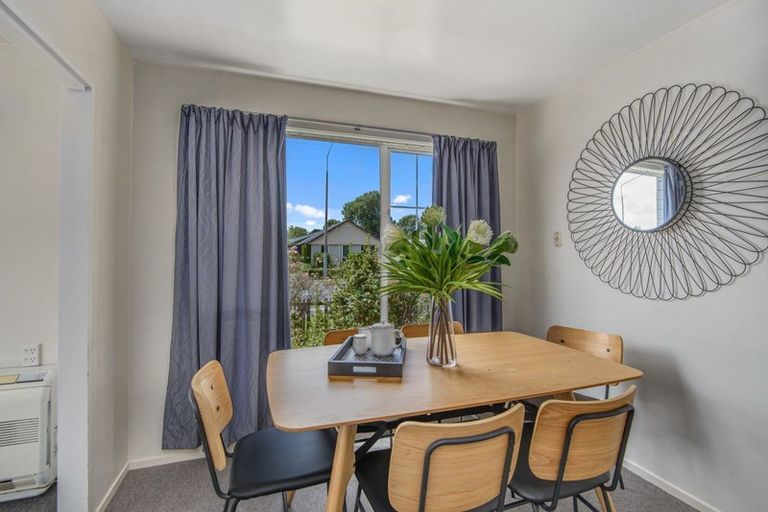 Photo of property in 472 Mairehau Road, Parklands, Christchurch, 8083