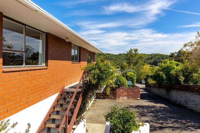 Photo of property in 103b Milton Terrace, Picton, 7220