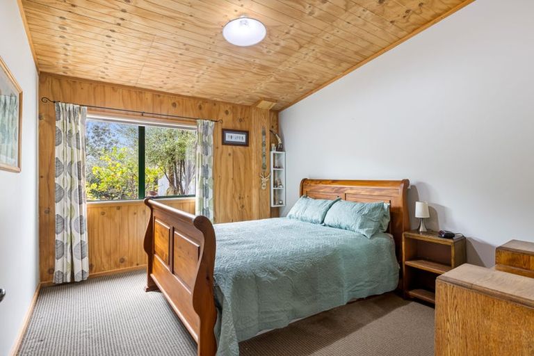 Photo of property in 979 Kaipara Flats Road, Kaipara Flats, Warkworth, 0984