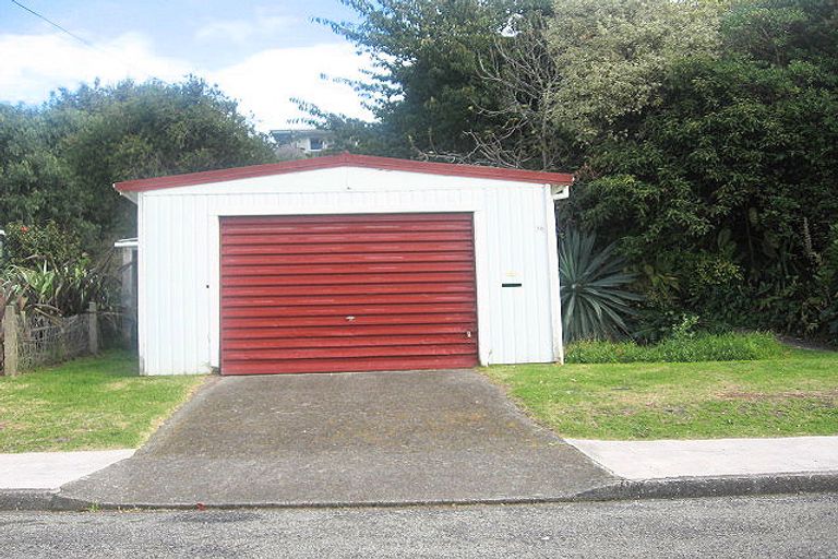 Photo of property in 18 Clarkes Crescent, Paekakariki, 5034