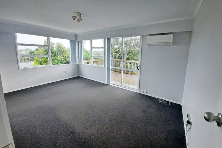 Photo of property in 1/223 Eskdale Road, Birkenhead, Auckland, 0626