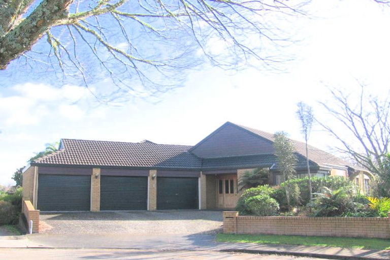 Photo of property in 8 Landell Place, Harrowfield, Hamilton, 3210